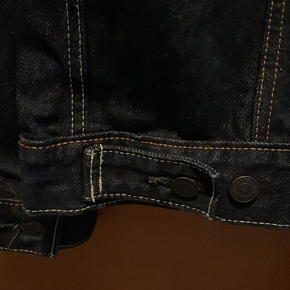 Levi’s Trucker Jacket - Picture 5 of 7
